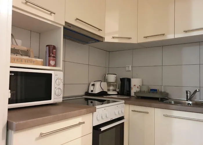Apartment Near The Lakes